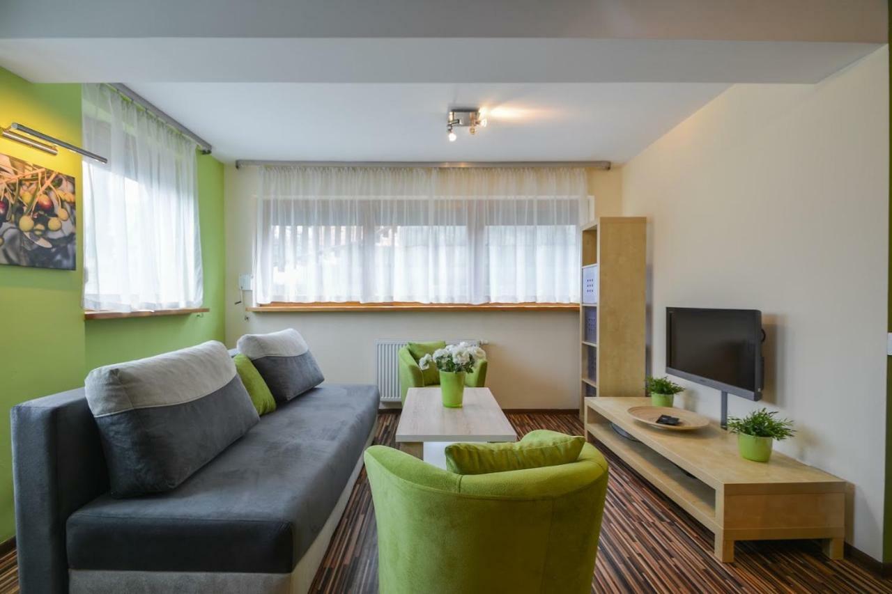 Apartament Krupowki 4 Os Centrum Zakopane Luaran gambar